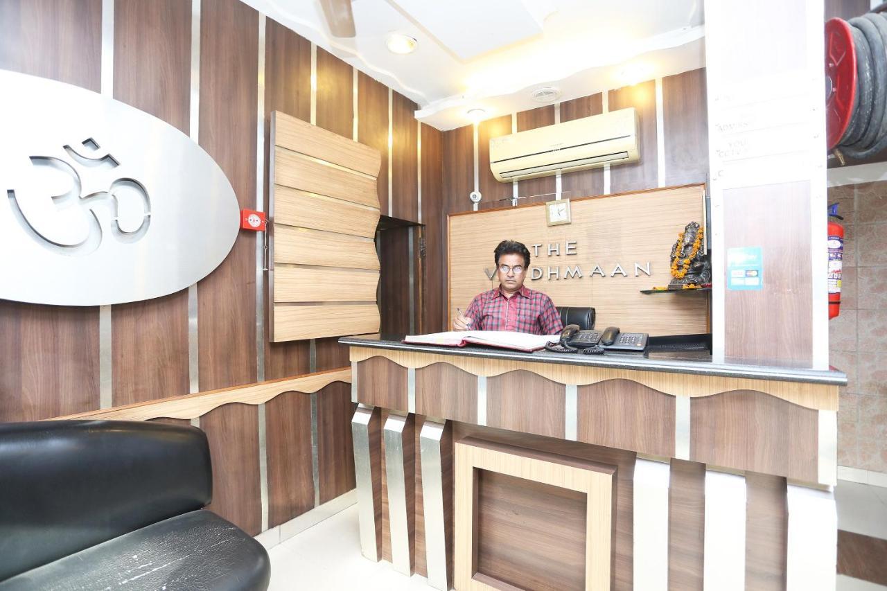 Oyo 8188 Vardhmaan Inn Delhi  Ngoại thất bức ảnh