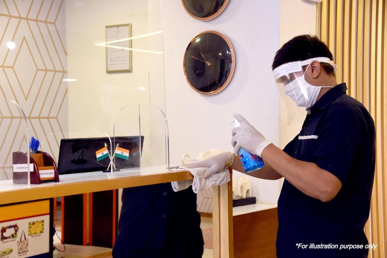 Oyo 8188 Vardhmaan Inn Delhi  Ngoại thất bức ảnh