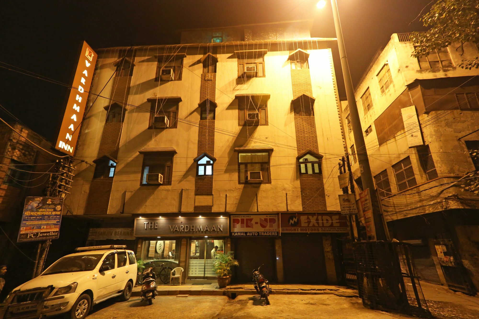 Oyo 8188 Vardhmaan Inn Delhi  Ngoại thất bức ảnh
